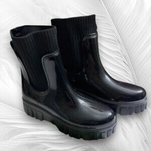 Rubber Chelsea Boots Waterproof Size: 8